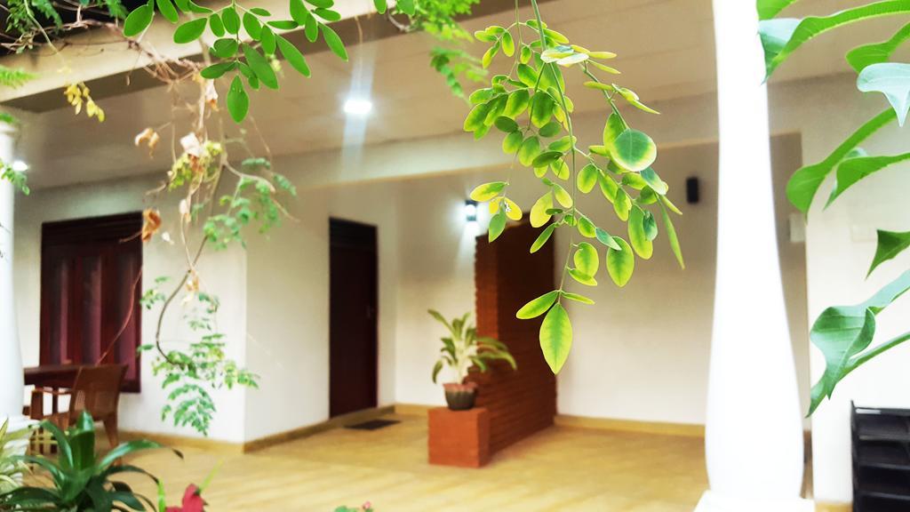 Kassapa Home Stay 锡吉里亚 外观 照片