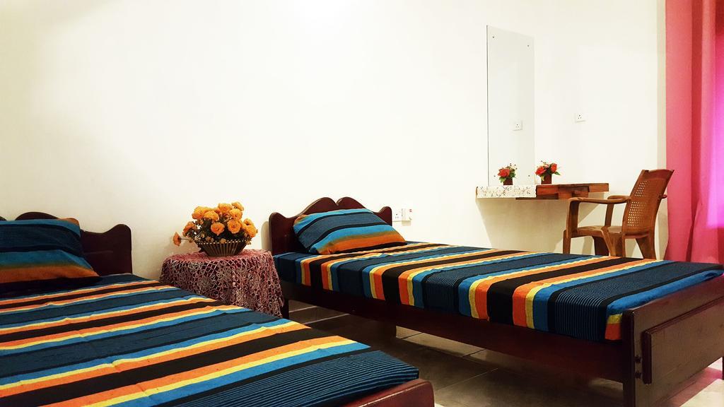 Kassapa Home Stay 锡吉里亚 外观 照片
